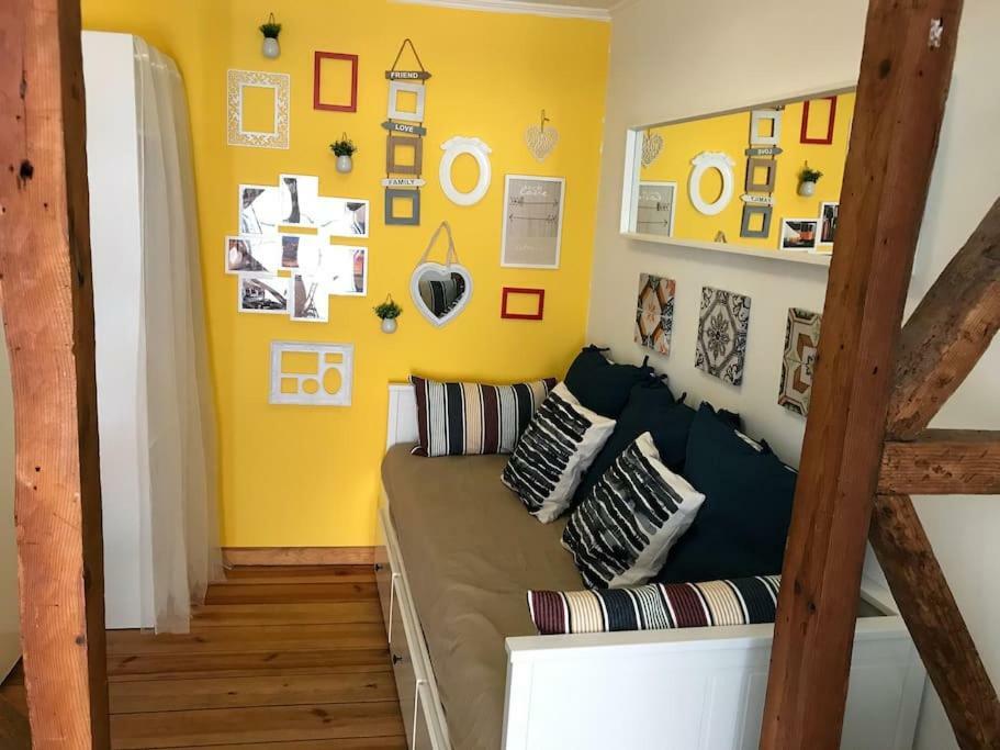 Apartment Typical Studio In Great Location! Tram 28! Lissabon